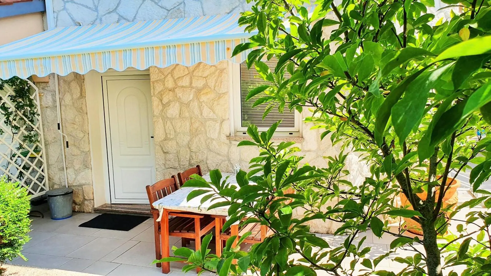 Apartments Ginkgo, Banjole - Pula Croatia